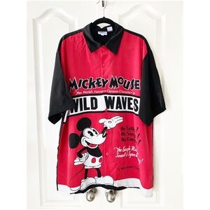 Disneyland Resort button down shirt Mickey XL red